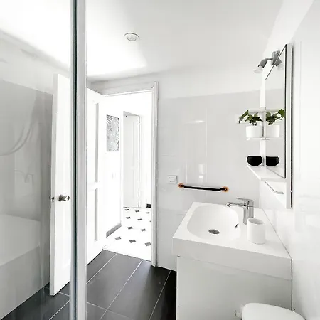House Apartman *
