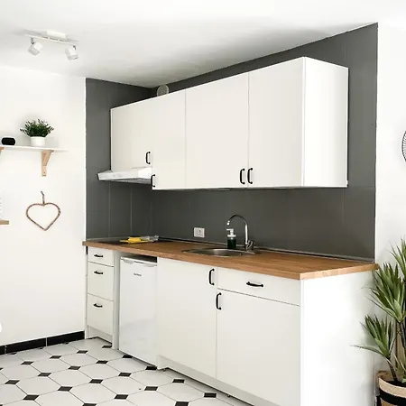 Apartman House *