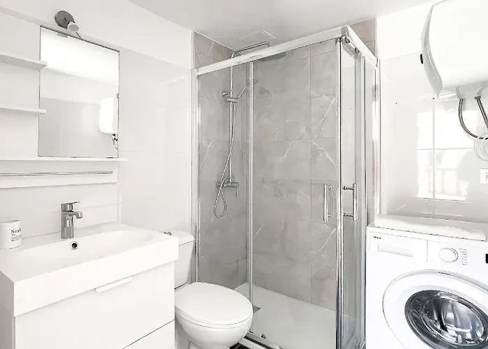 Central House Apartment *