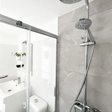 Апартаменты House